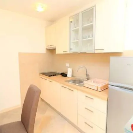 Seafront Silence - One Bedroom With Terrace And Sea View Διαμέρισμα Trstenik (Dubrovnik-Neretva)