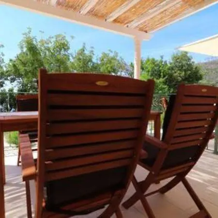 Apartment Seafront Silence - One Bedroom With Terrace And Sea View *