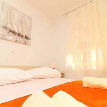 公寓 Seafront Silence - One Bedroom With Terrace And Sea View *