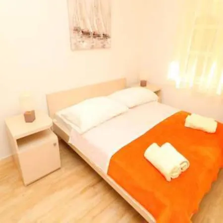 Seafront Silence - One Bedroom With Terrace And Sea View 公寓
