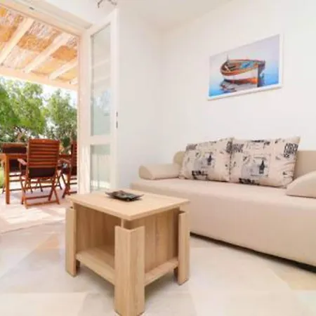 公寓 Seafront Silence - One Bedroom With Terrace And Sea View