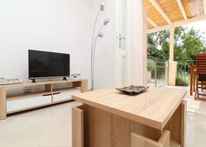 דירה Seafront Silence - One Bedroom With Terrace And Sea View